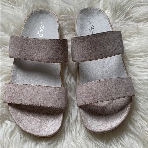 J/Slides sandals - Picture 1 of 7